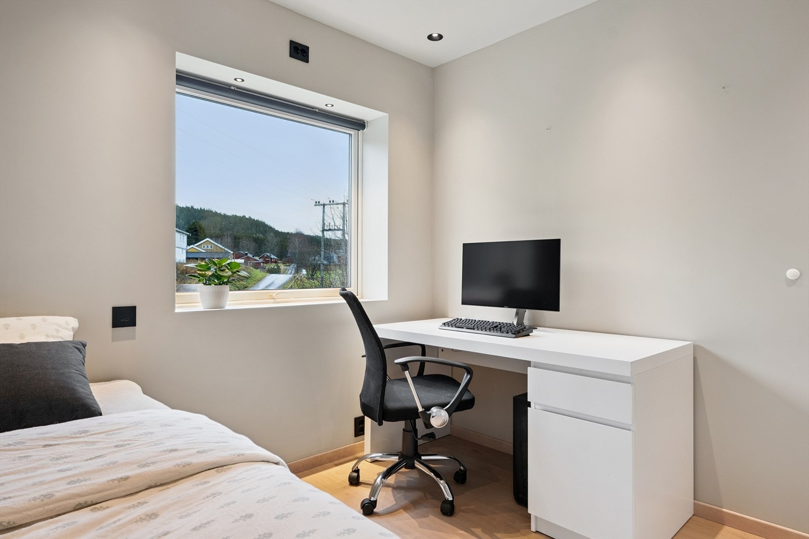 Soverom 2 av 3 Galleribilde