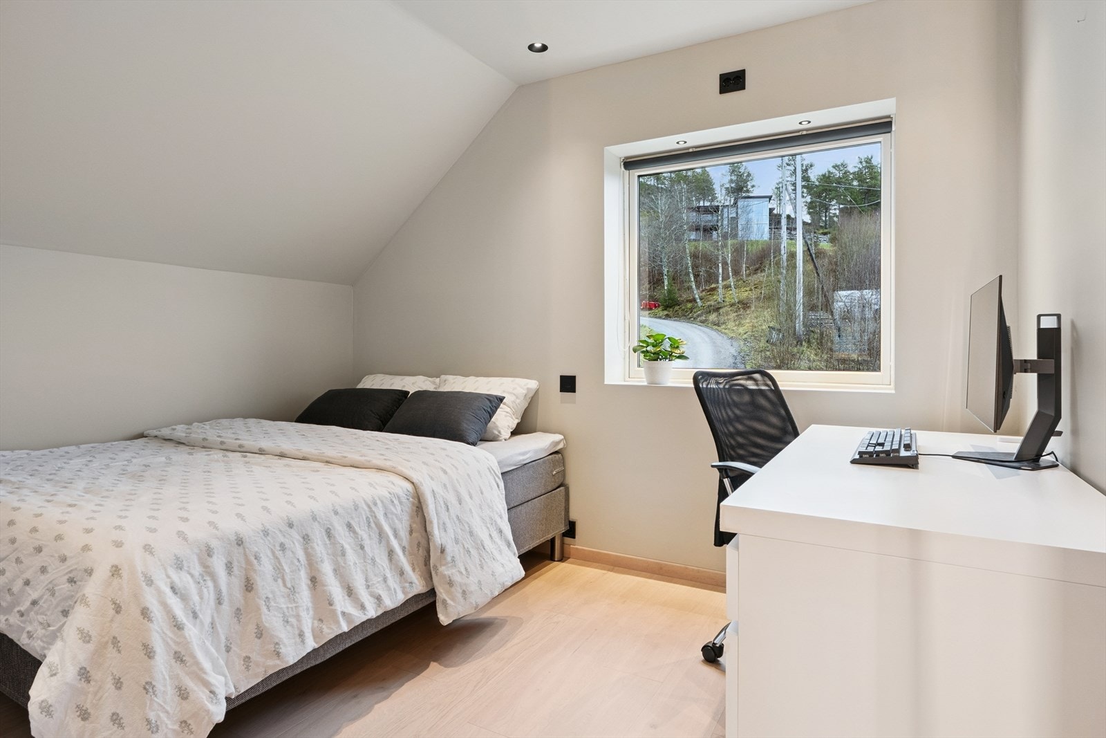 Soverom 2 av 3 Galleribilde