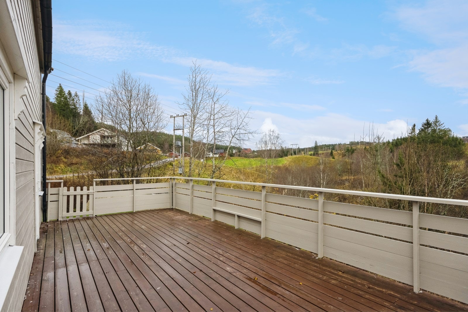 Veranda med landlig utsikt. Galleribilde