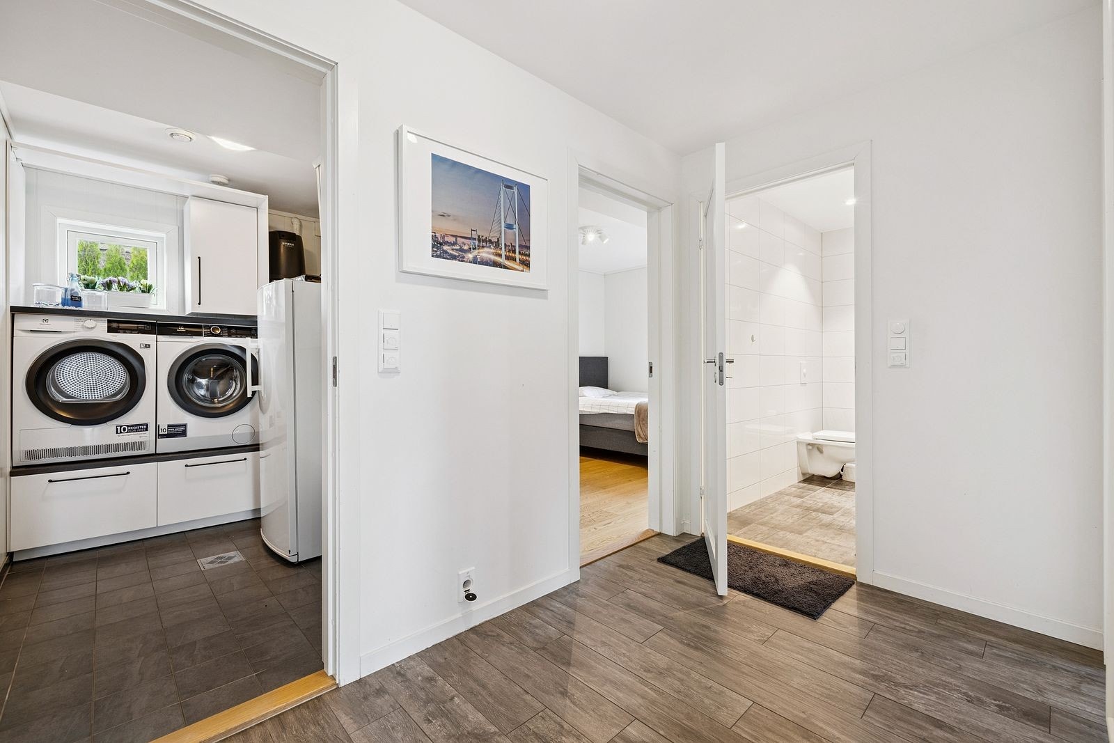 Vaskerom Galleribilde