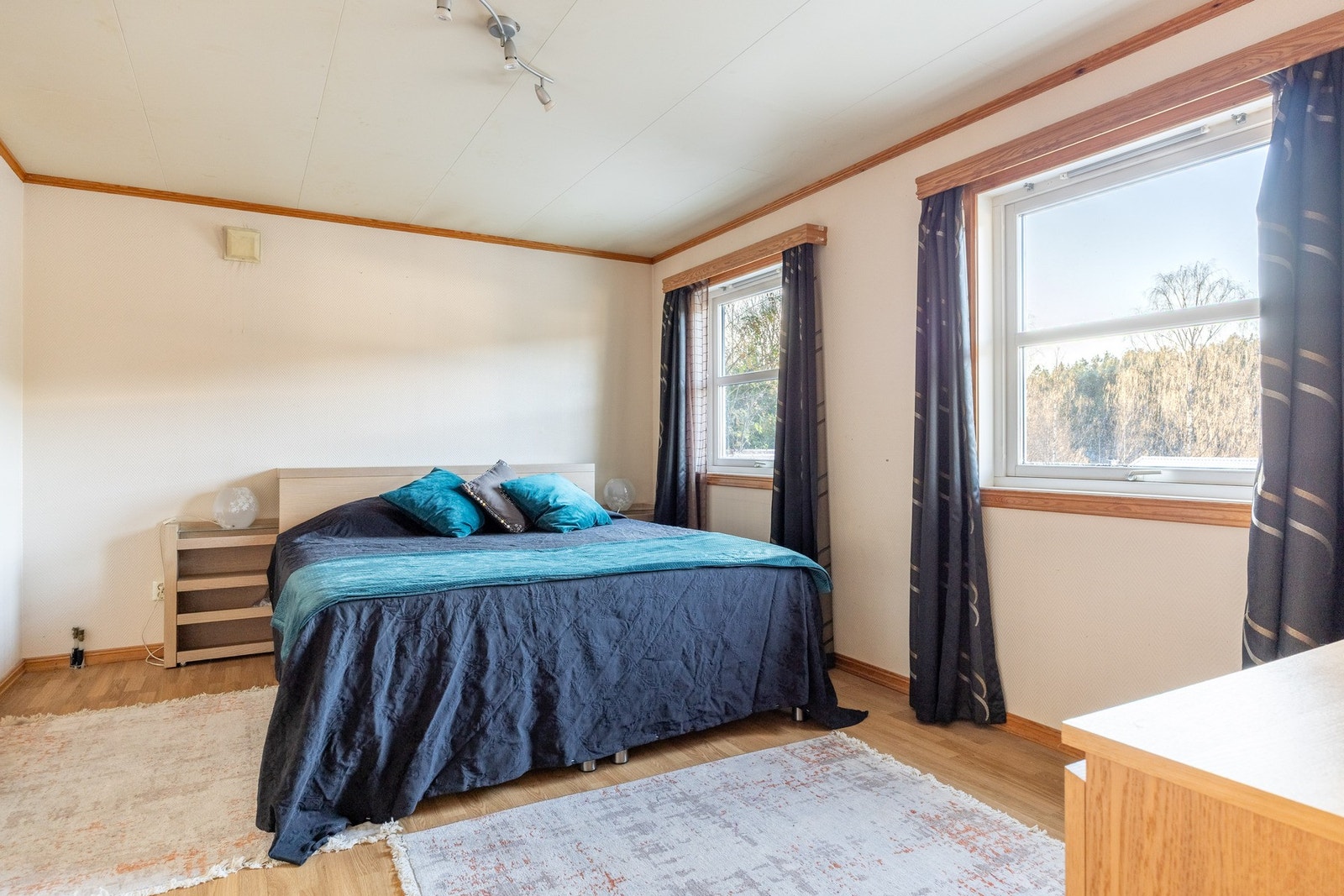 Stort og romslig soverom. Galleribilde