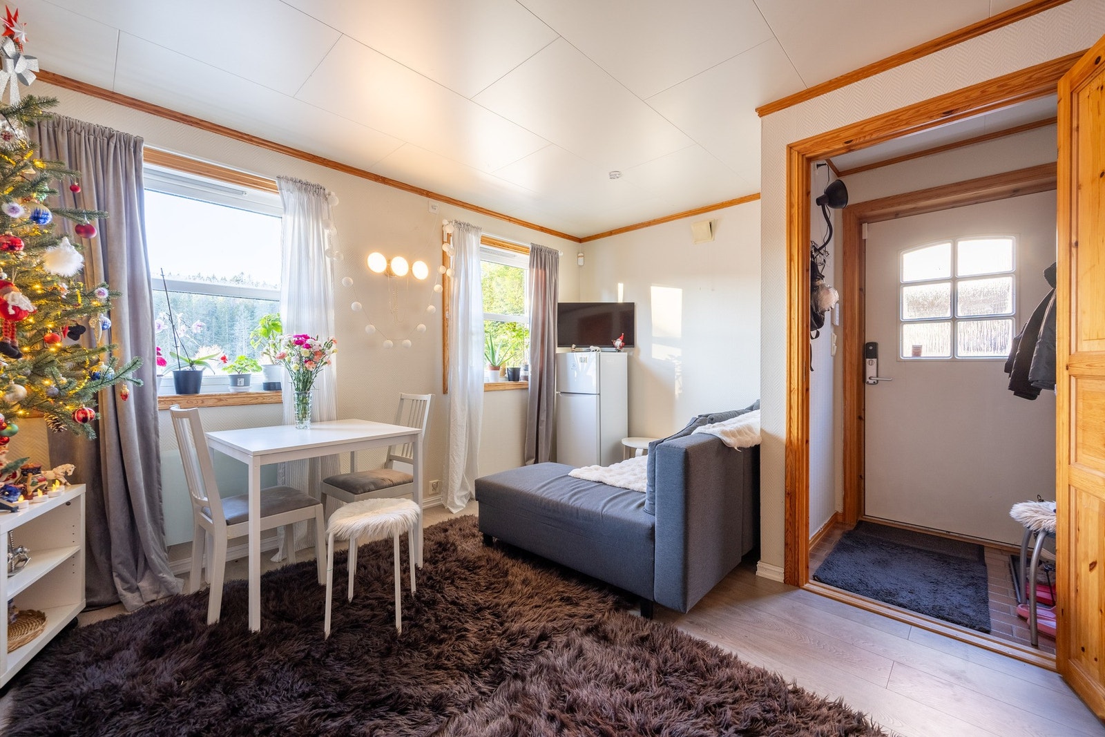 Åpen stue- og kjøkkenløsning. Galleribilde