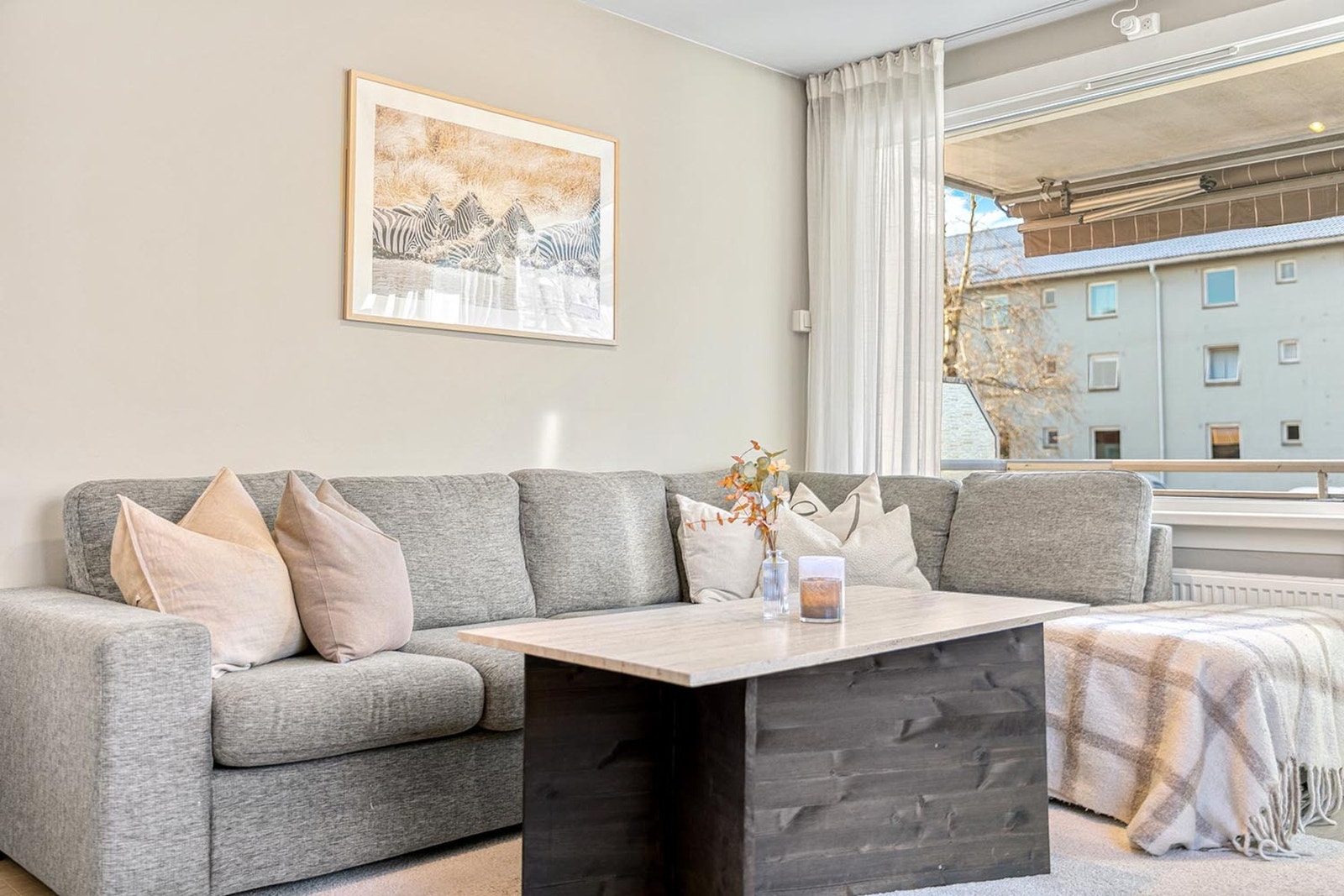 Et perfekt sted å invitere venner, nyte et glass vin alene eller slappe av med en serie (eller to). Galleribilde