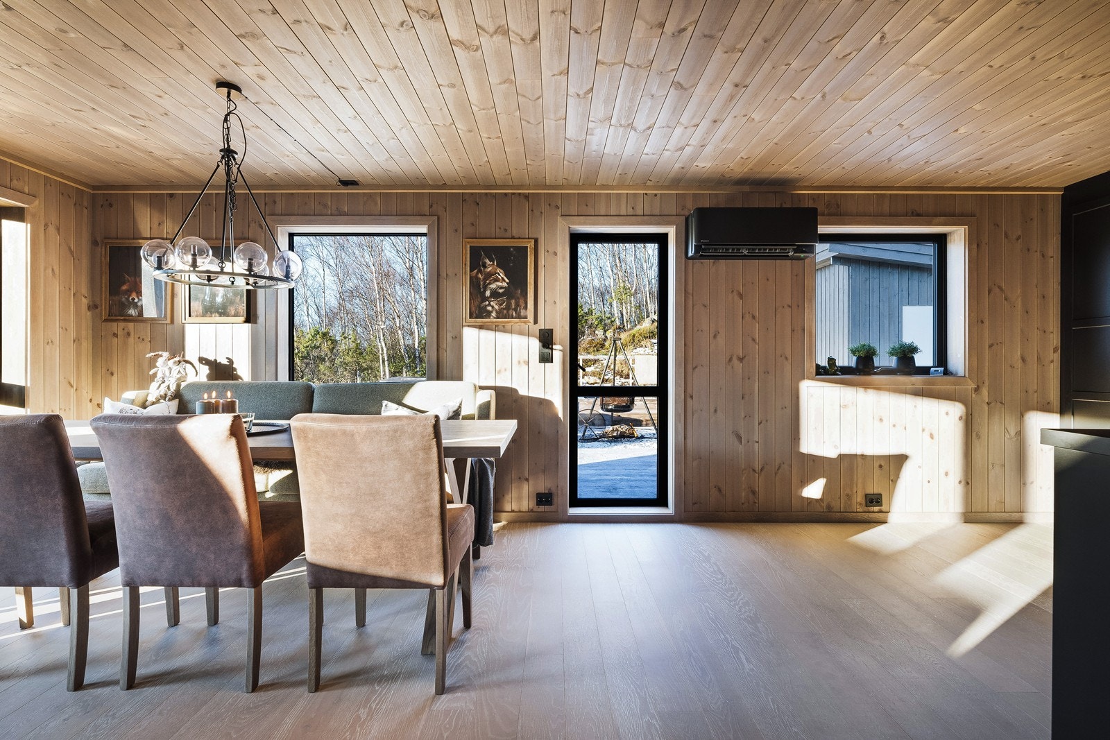 God plass til større spisebord eller en ekstra stol/sofagruppe! Galleribilde