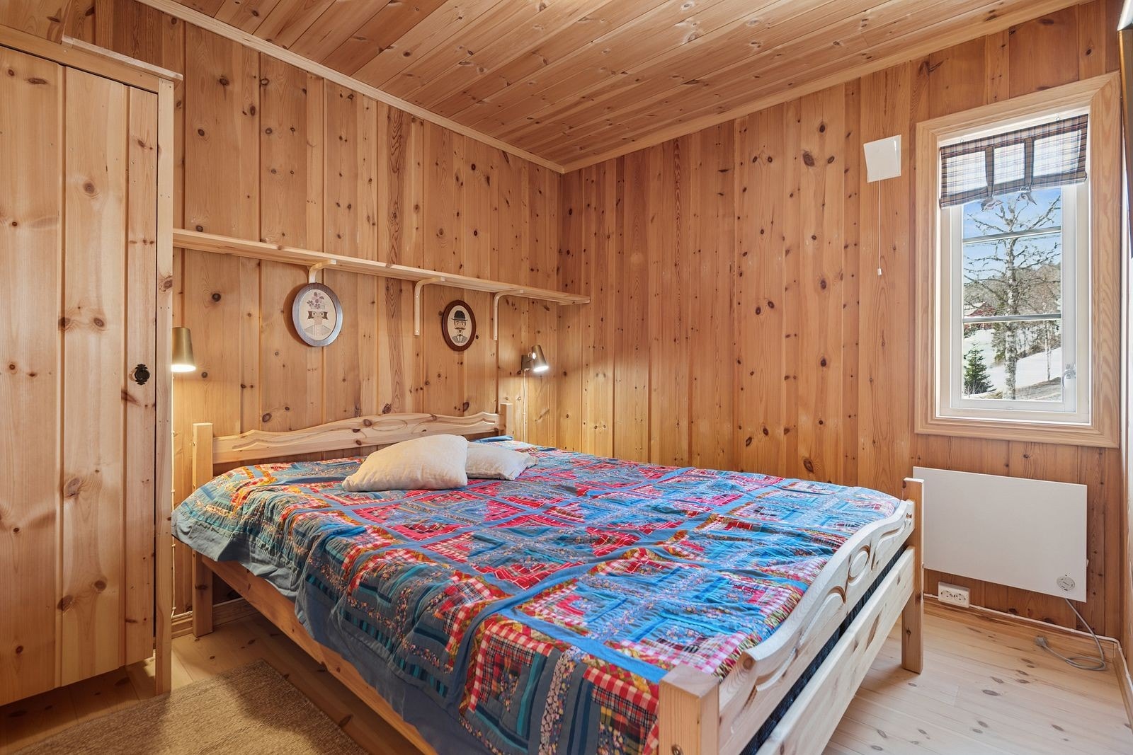 Hytta har totalt 3 soverom Galleribilde