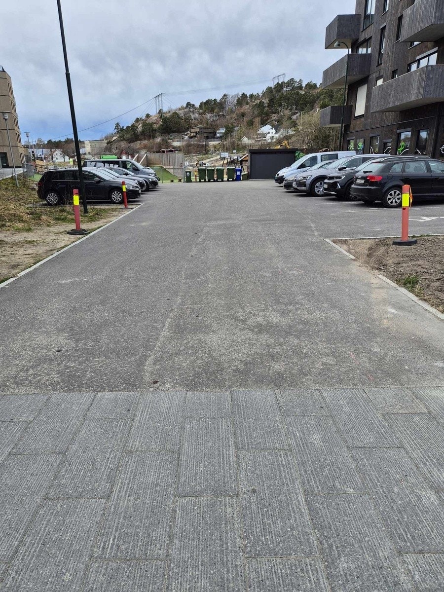 Gjesteparkering. Galleribilde