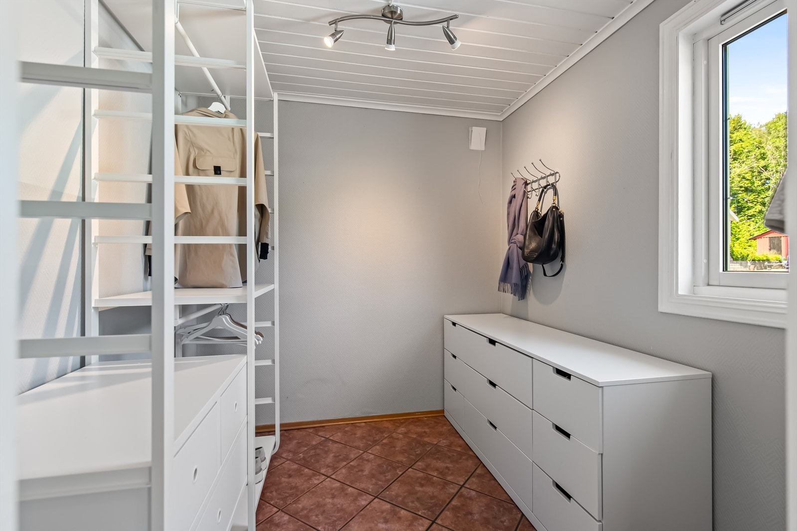 Bod/garderobe Galleribilde