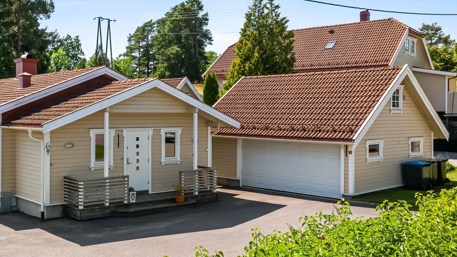 Dobbeltgarasje med loft Galleribilde