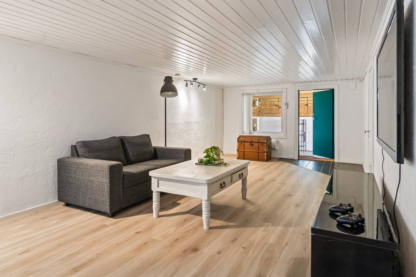 Kjellerstue (ikke omsøkt/godkjent som rom til varig opphold) Galleribilde