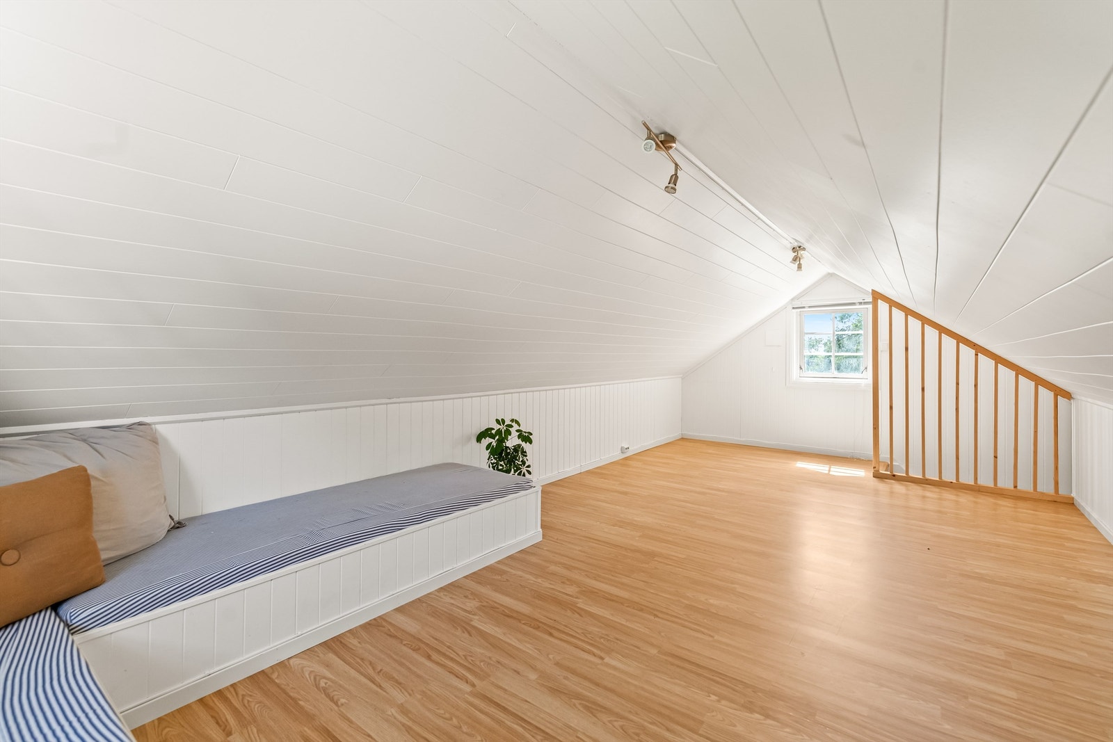 Garasjeloft Galleribilde