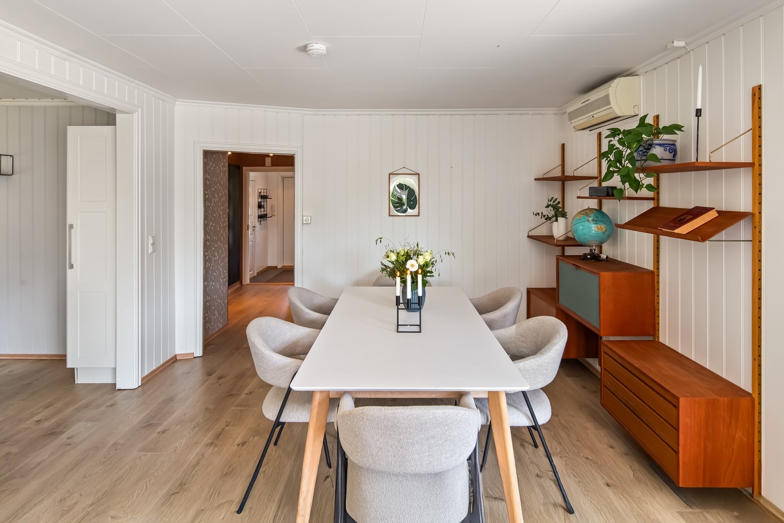 Spisestuedel Galleribilde