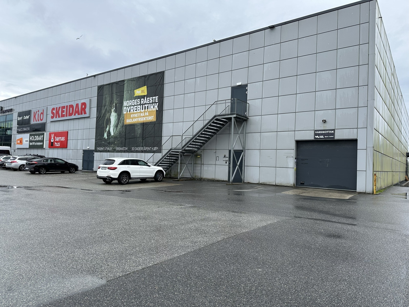 Varemottak Galleribilde