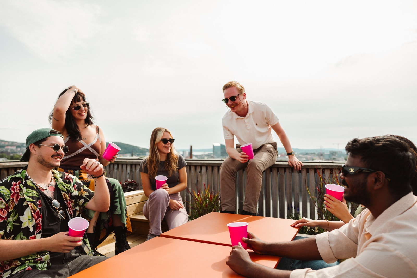 Sosial hygge på taket Galleribilde