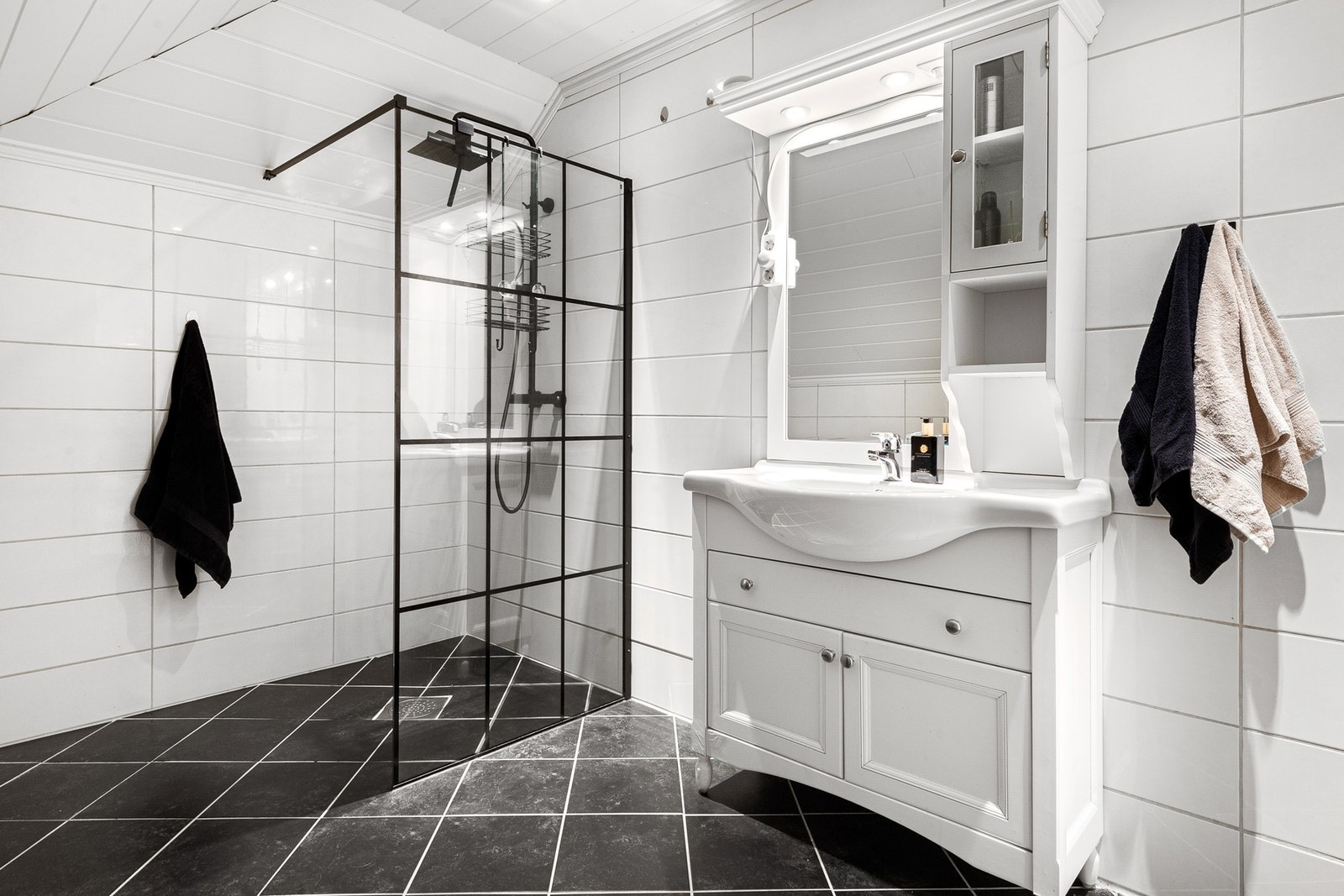 Bad i 2.etg. Galleribilde