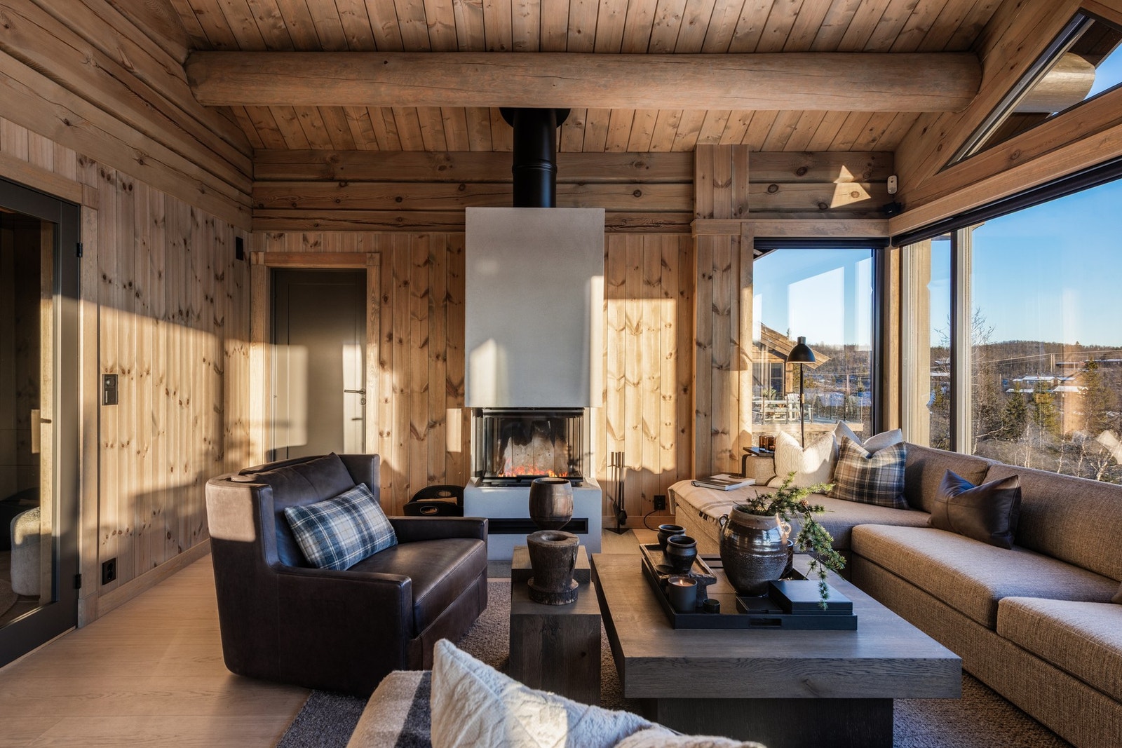 Hytten er en nydelig stavlaft hytte