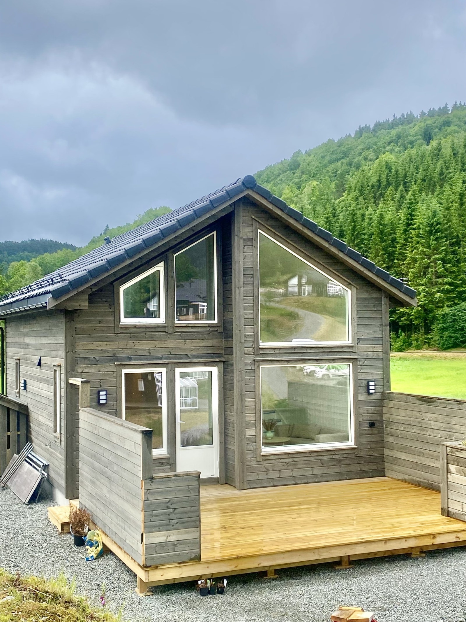 Perfekt liten og kompakt hytte.
Denne hytta som prisen i annonsen er tatt utgangspunkt i. Galleribilde