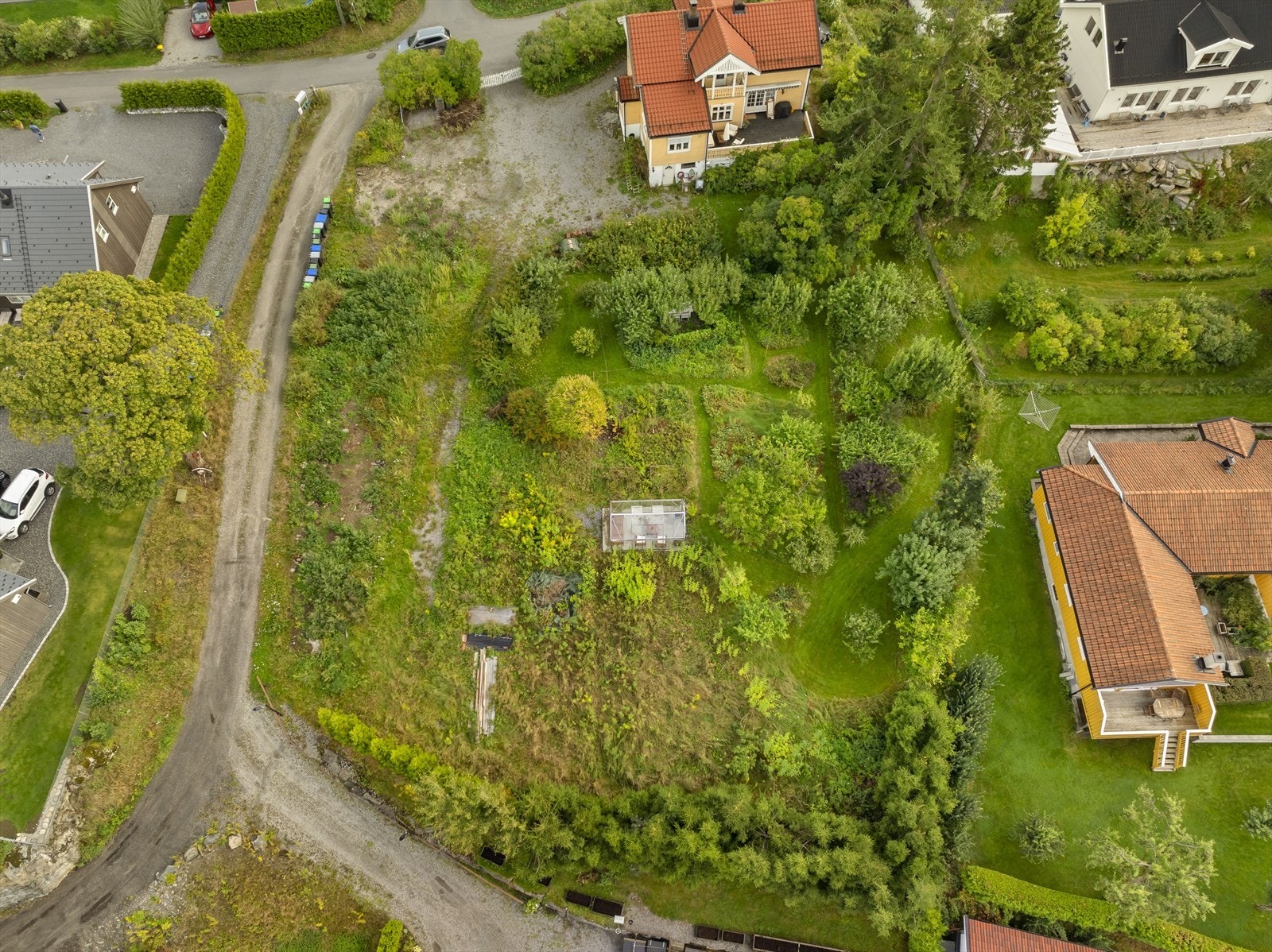 Eiendomsmegler1 Vestby/Son v/ Erik Nickelsen og Elise Habberstad har den glede av å presentere boligtomt i Bruerveien 44A (Tomt C) i Hølen. Galleribilde