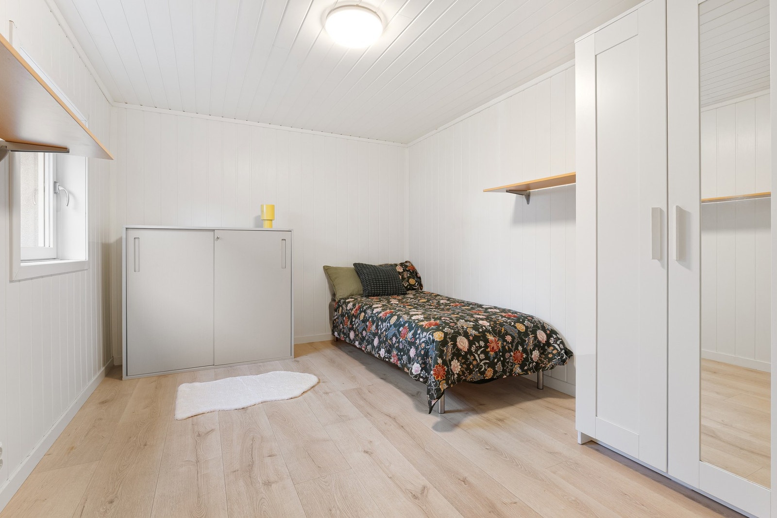 Soverom. Galleribilde