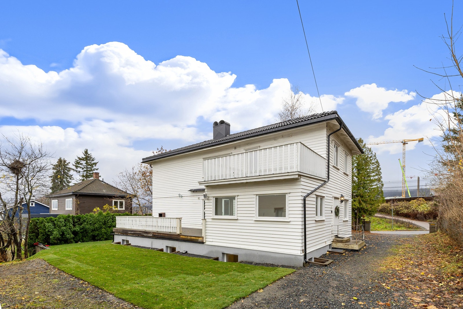 Eiendommen ligger i et sentralt og attraktivt boligområde i Sinsen Hageby i Oslo. Galleribilde