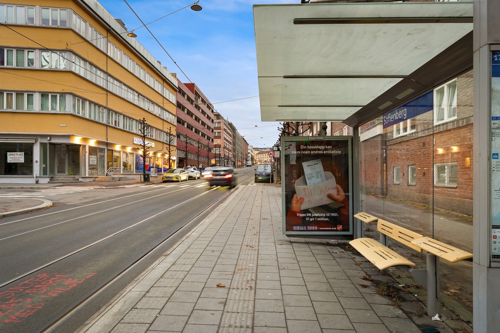 Servicetilbud og offentlig transport er bare et steinkast unna. Galleribilde