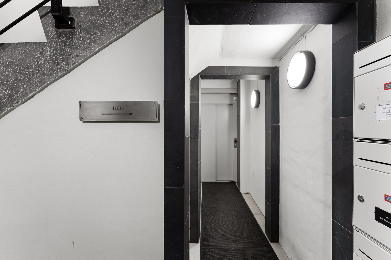 Det er heis i bygget. Galleribilde