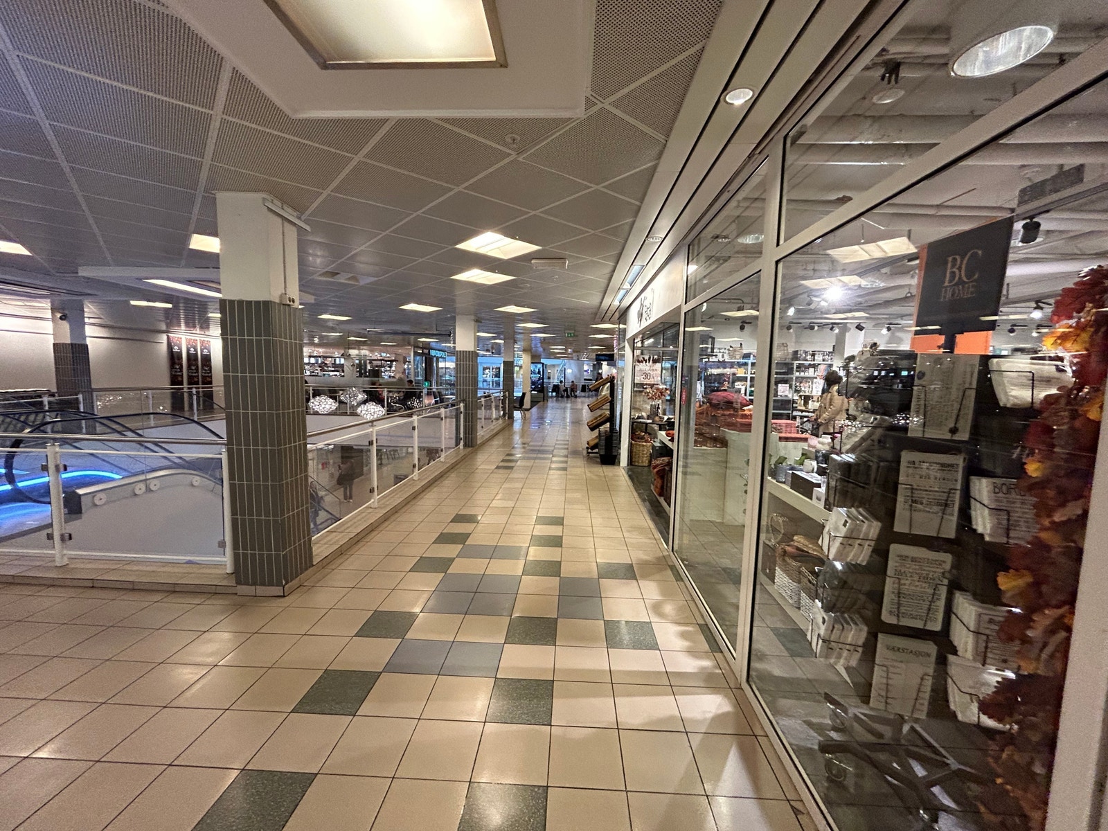 Senteret har egen vekterordning. Galleribilde