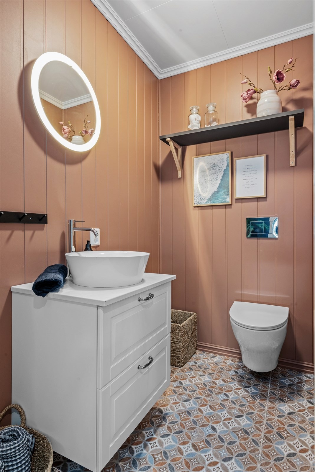 Et ekstra toalettrom er altid kjekt å ha når badene er opptatt. Galleribilde