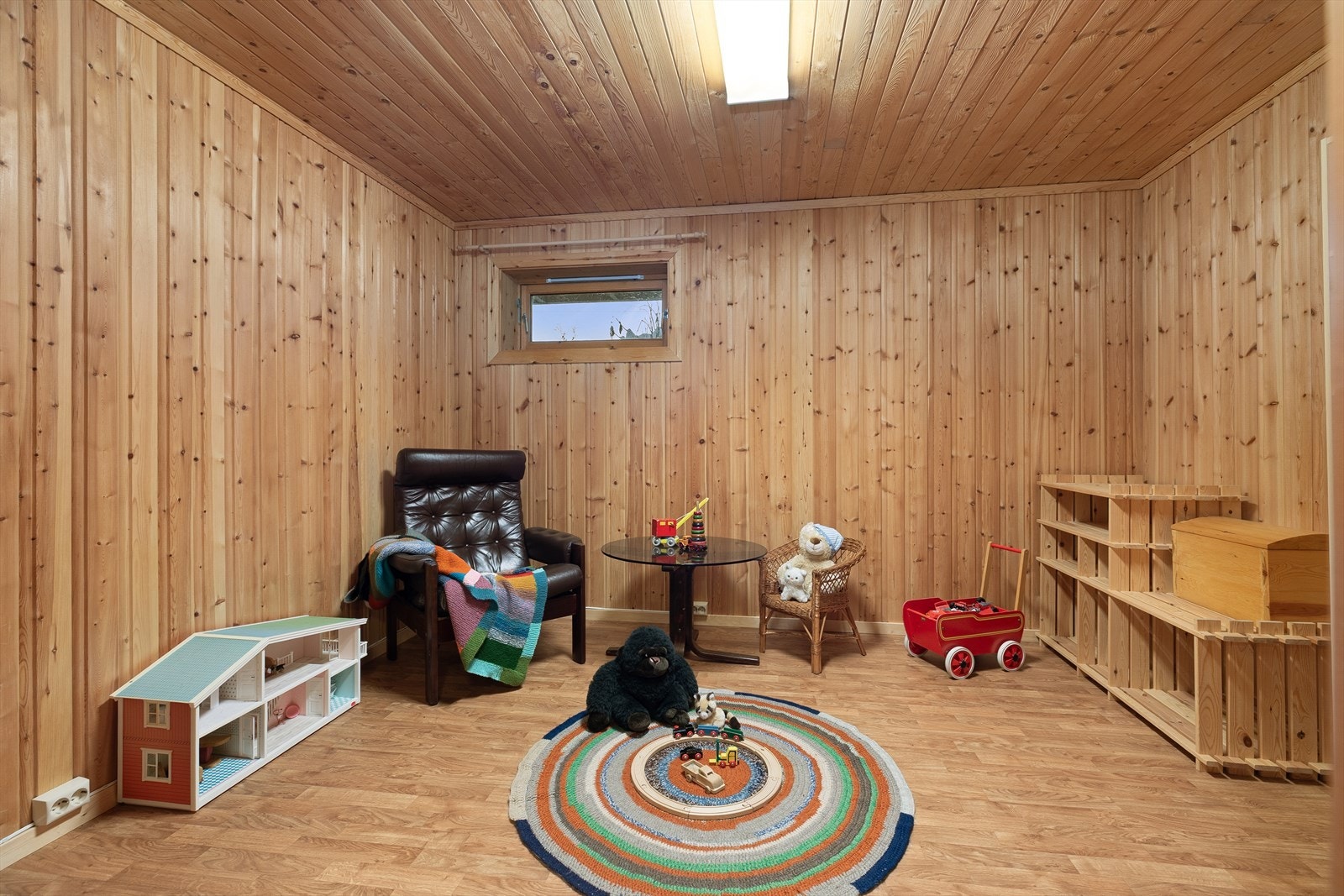 I dette rommet er det tilrettelagt for montering av kjøkken,
med vann, avløp og ventilasjonsrør Galleribilde