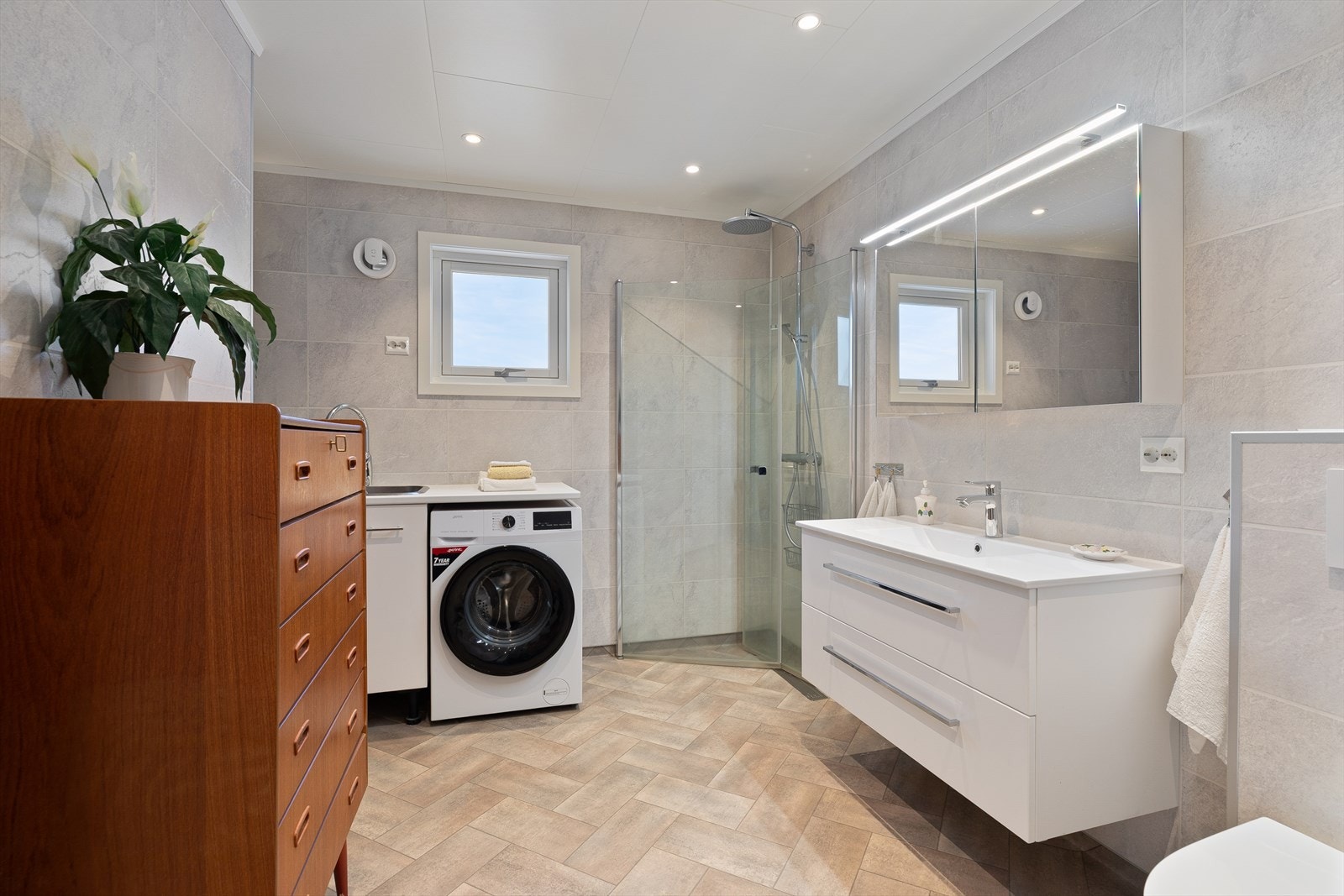 Badet i utleiedelen er fra 2020 og arbeidet er utført av Fauske Rør Galleribilde