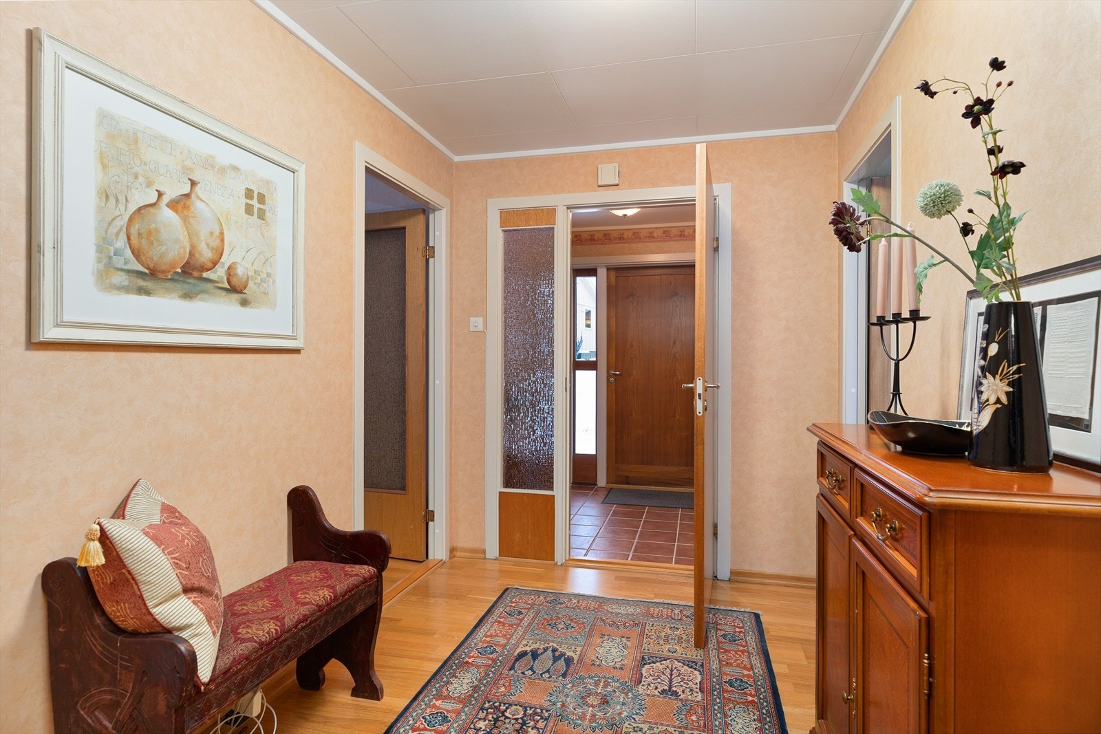 Loft er etterisolert i 2024 med 20cm Glava-isolasjon. Galleribilde