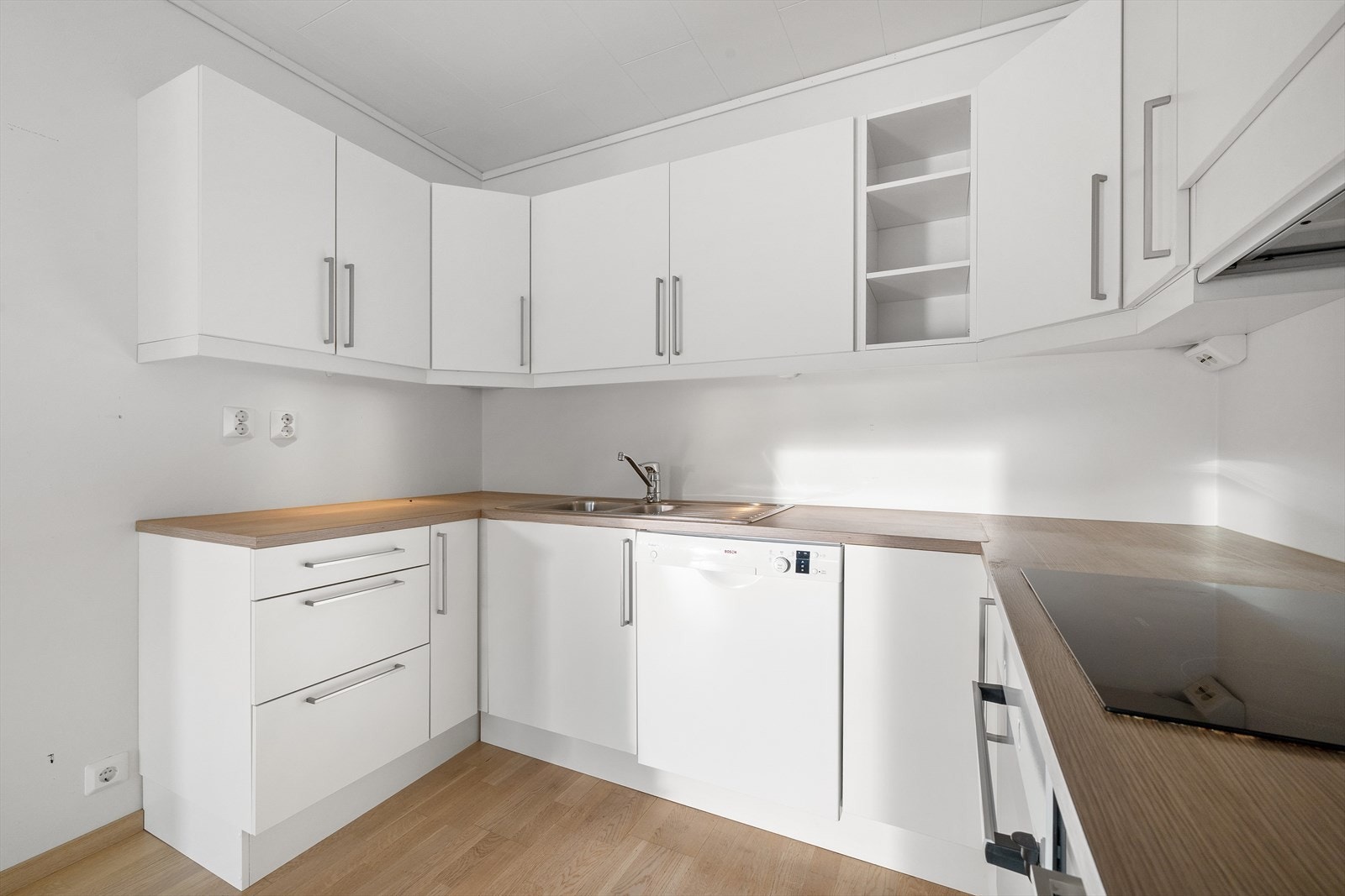 Innebygget oppvaskmaskin medfølger også Galleribilde