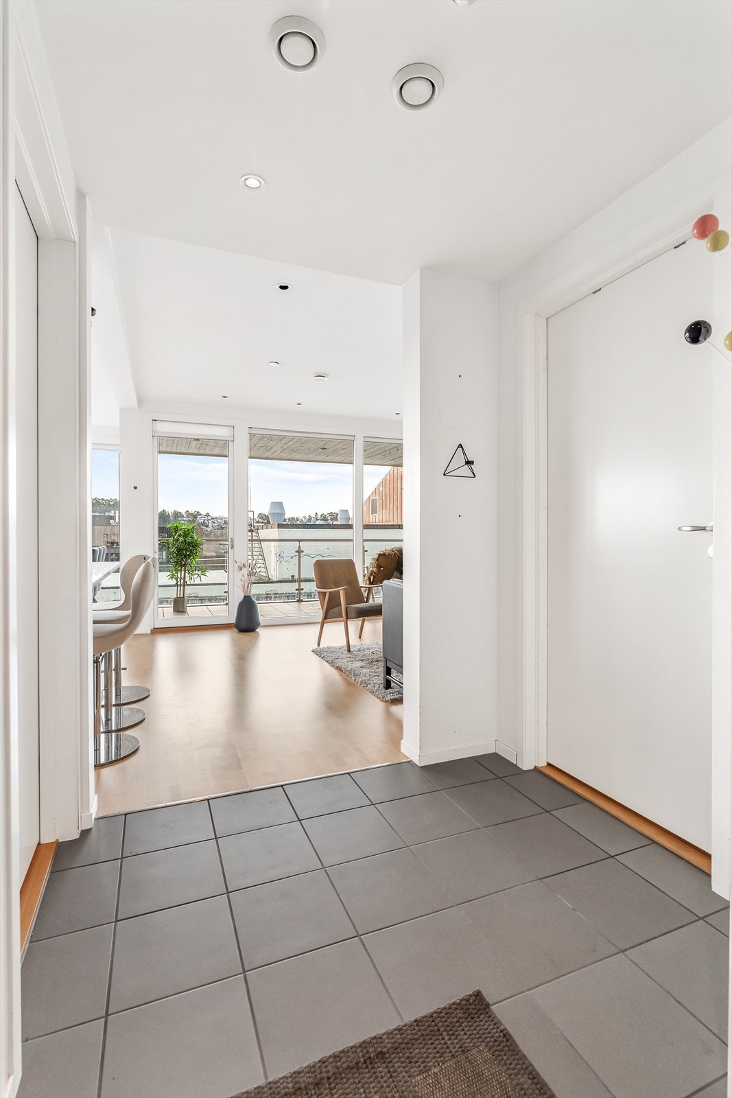 Velkommen inn i leilighetens toppetasje Galleribilde