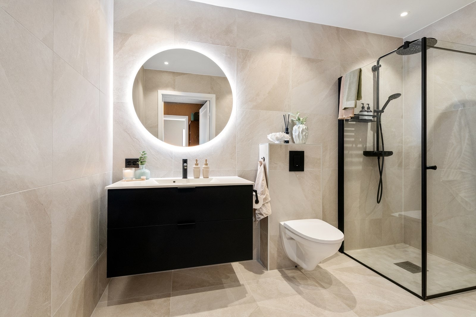 Lekkert bad også i denne etasjen. Galleribilde