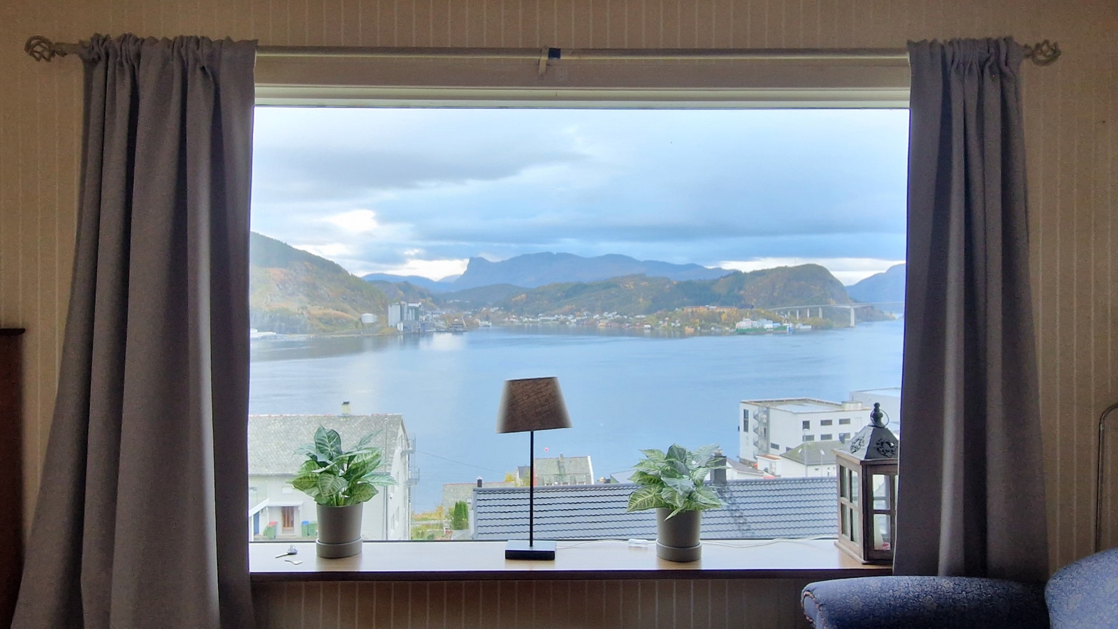 Hovedetasje - utsikt fra stue Galleribilde