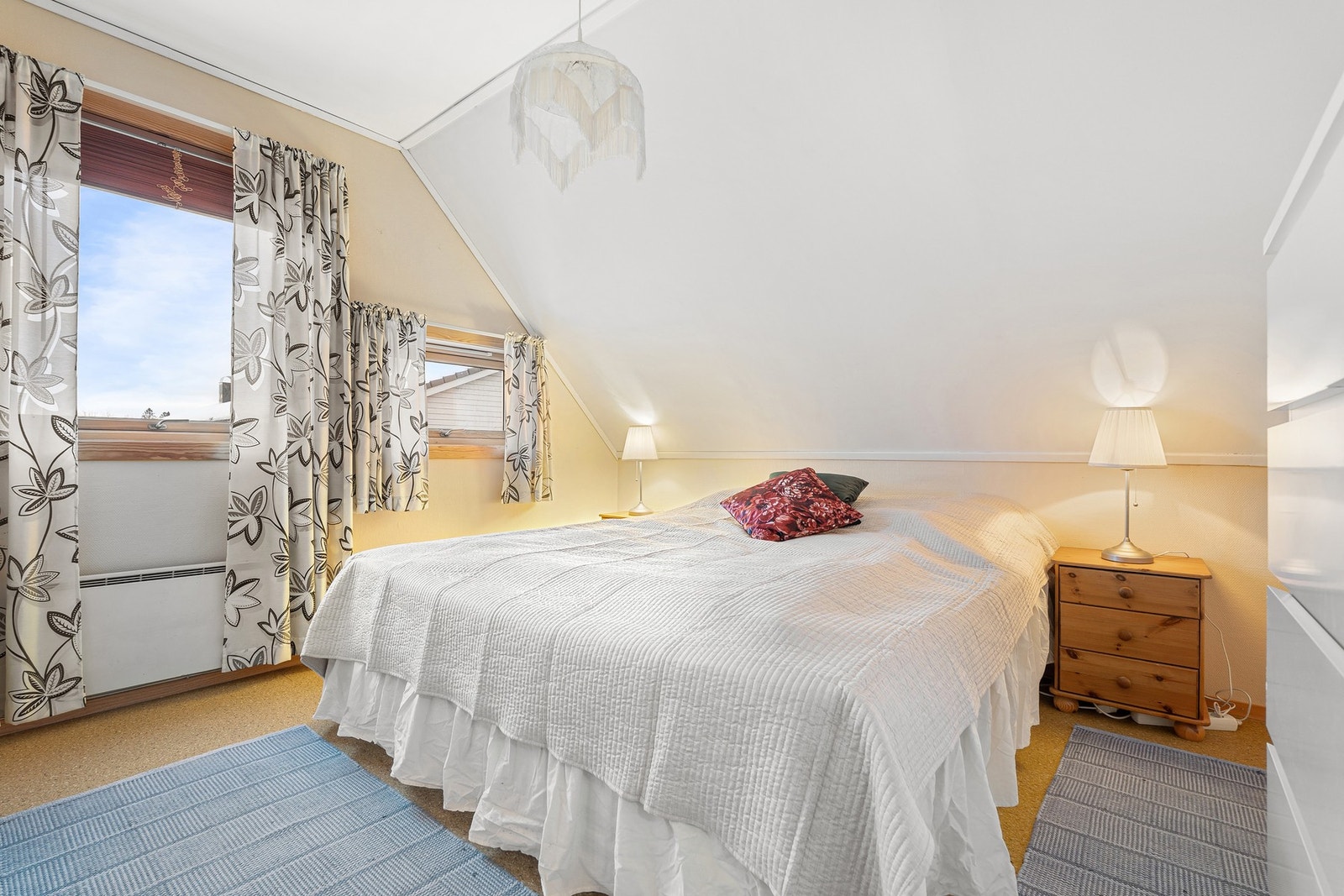 Romslig hovedsoverom på 11 m². Galleribilde