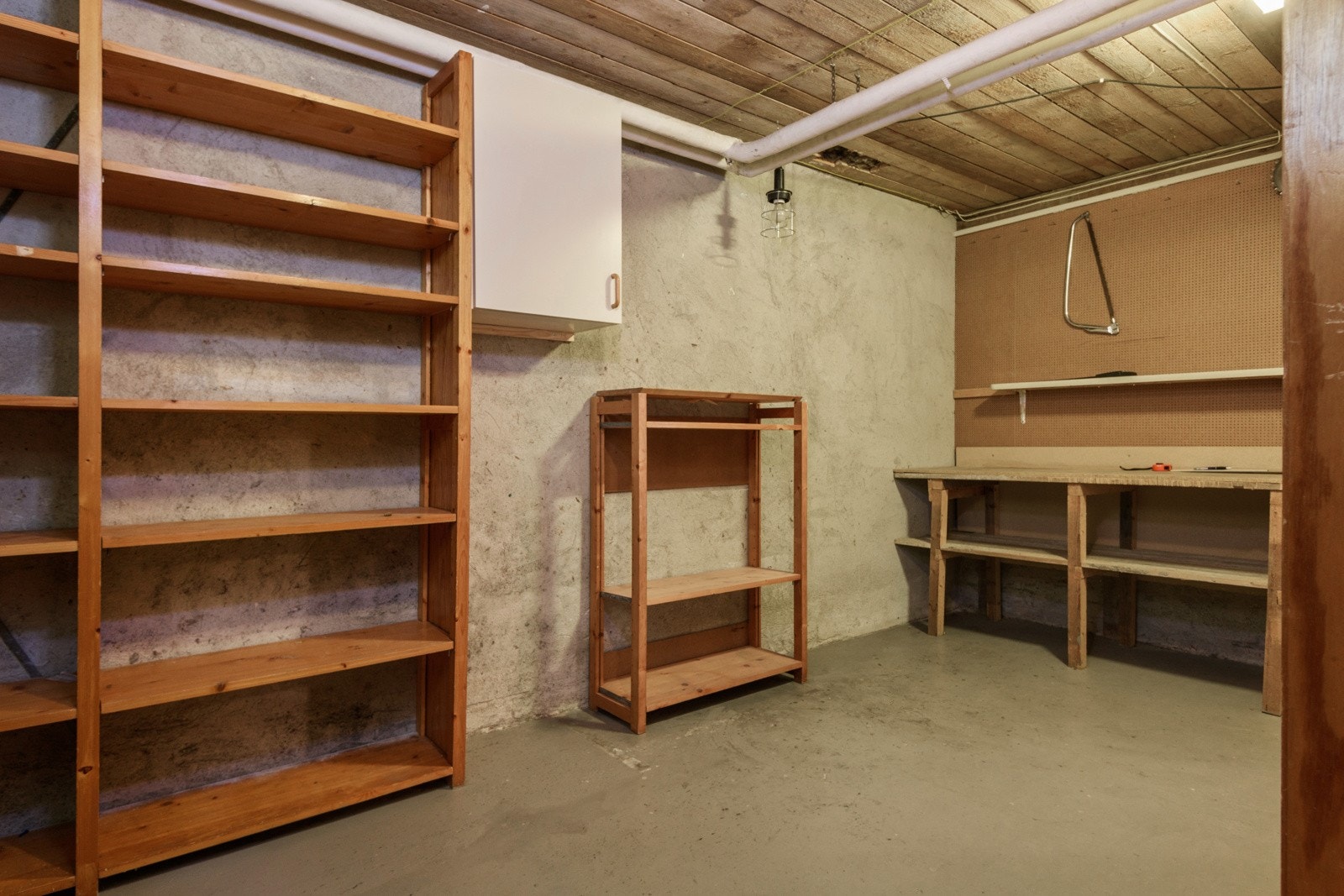 Kjellerrom. Galleribilde