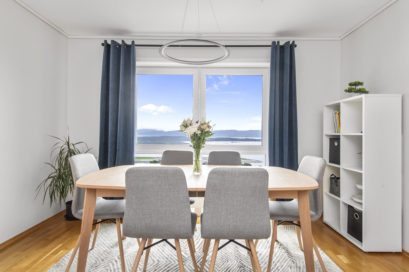 Spisestue Galleribilde