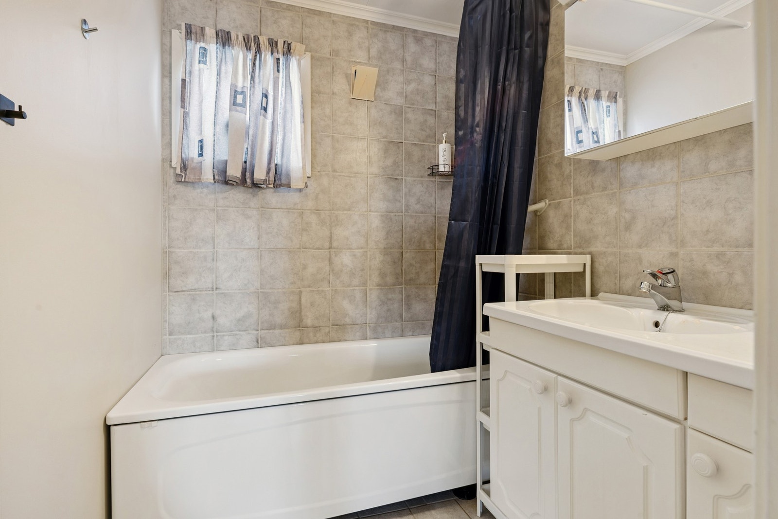 Bad i hovedetasjen. Galleribilde