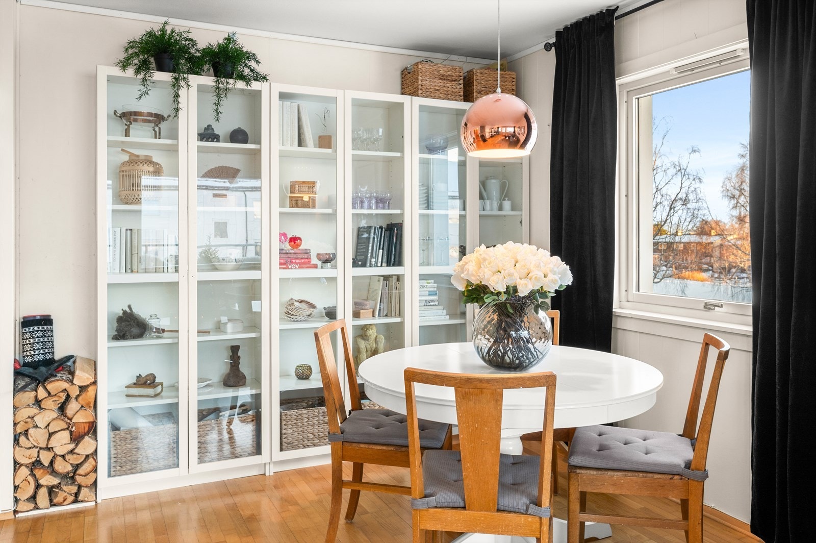 Her er det også god plass til spisegruppe. Galleribilde