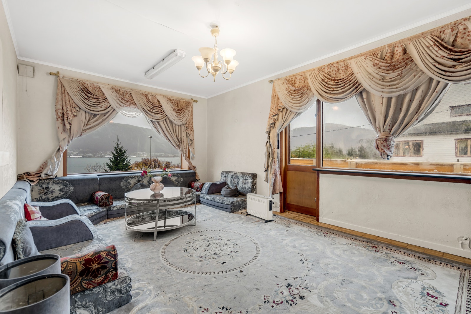 Stue første etasje Galleribilde