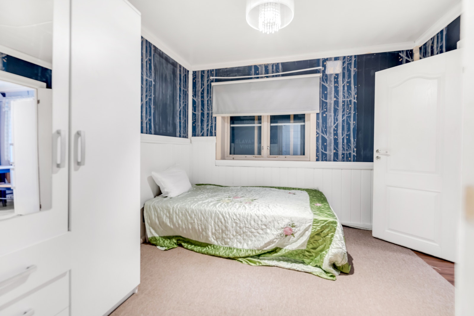 Soverom kjeller Galleribilde