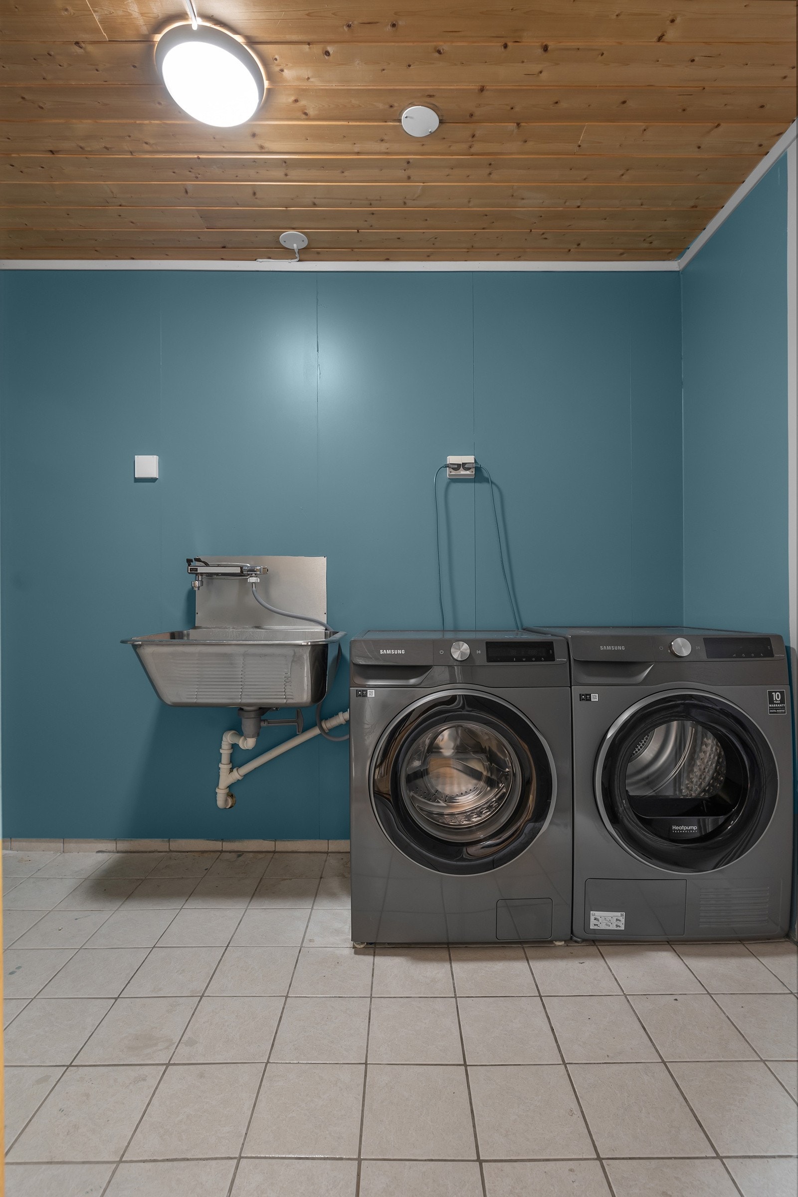 Stort vaskerom i u. etasje Galleribilde