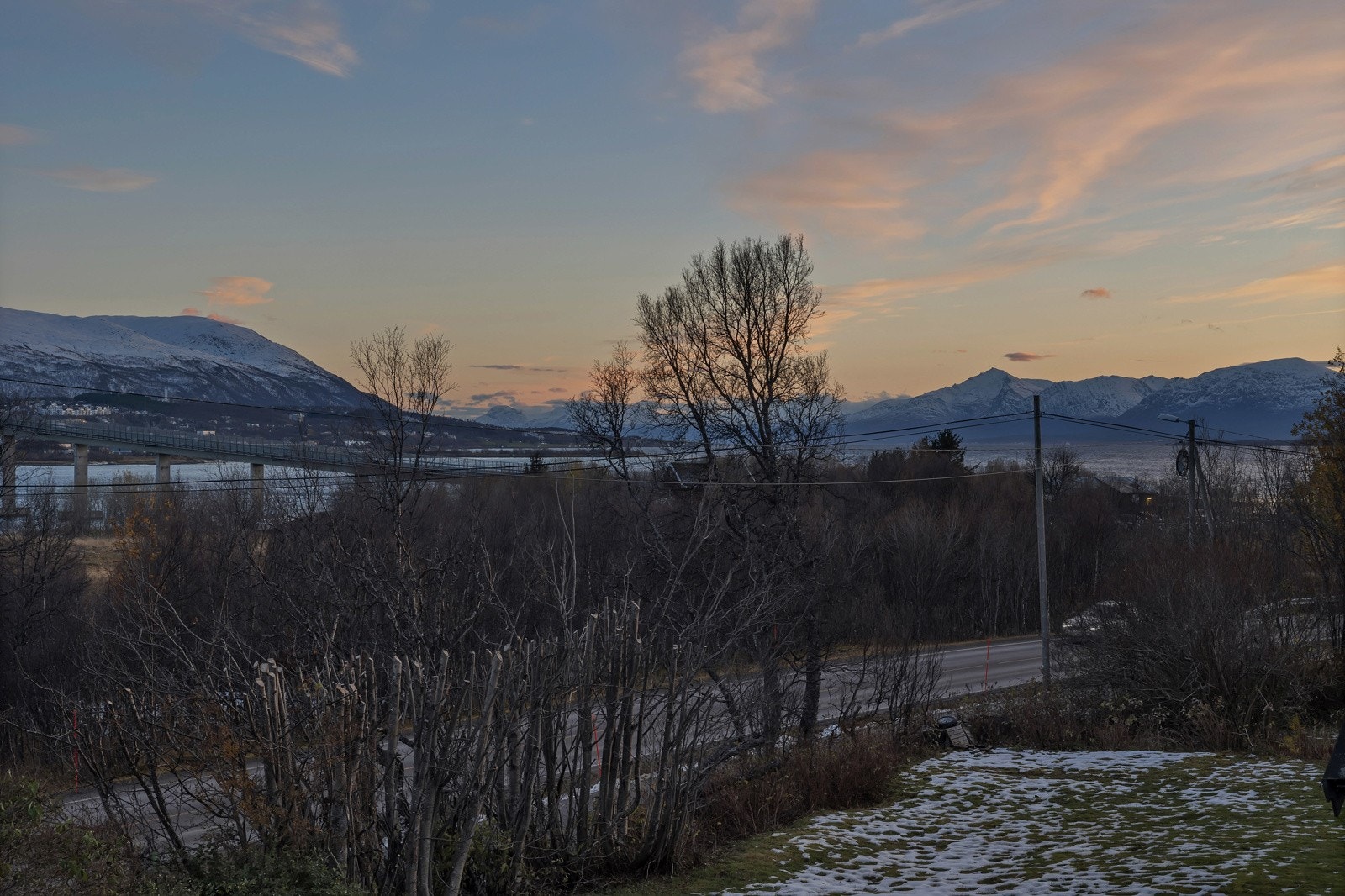 Her nytes flott utsikt mot sunder og Tromsøya Galleribilde