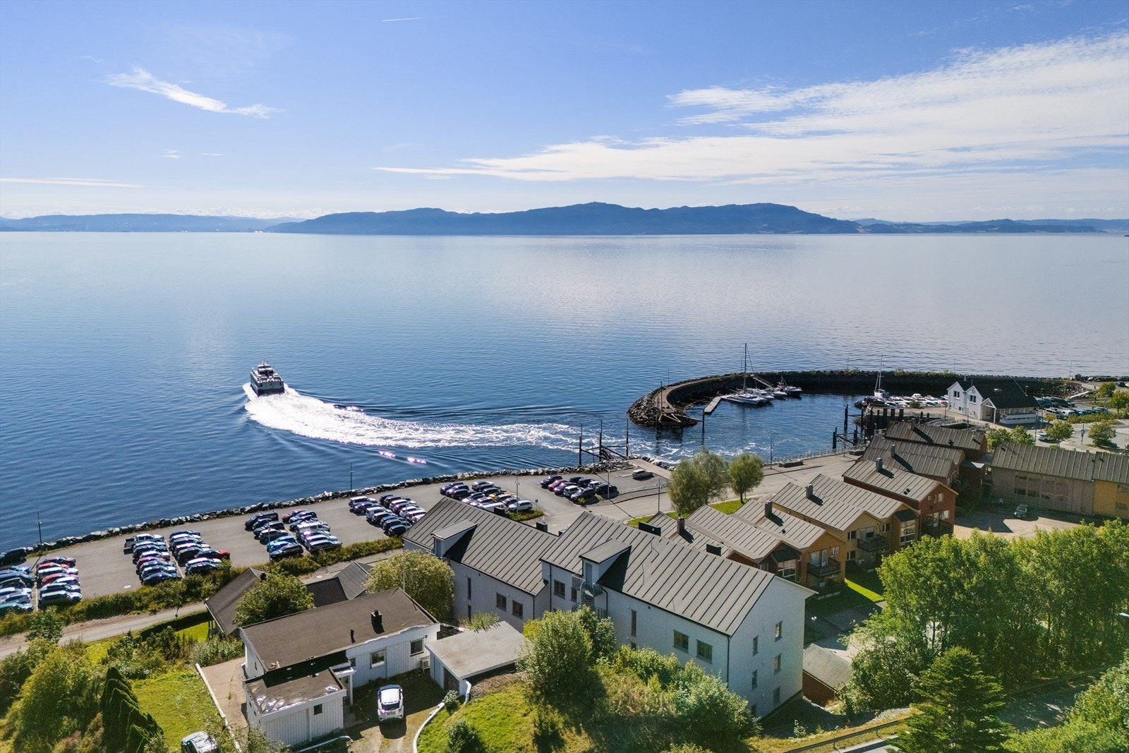 Vanvikan har også akkurat fått oppført en helt ny videregående skole - Johan Bojers VGS, noe som er svært positivt for Vanvikan som et kommunesentrum. Galleribilde