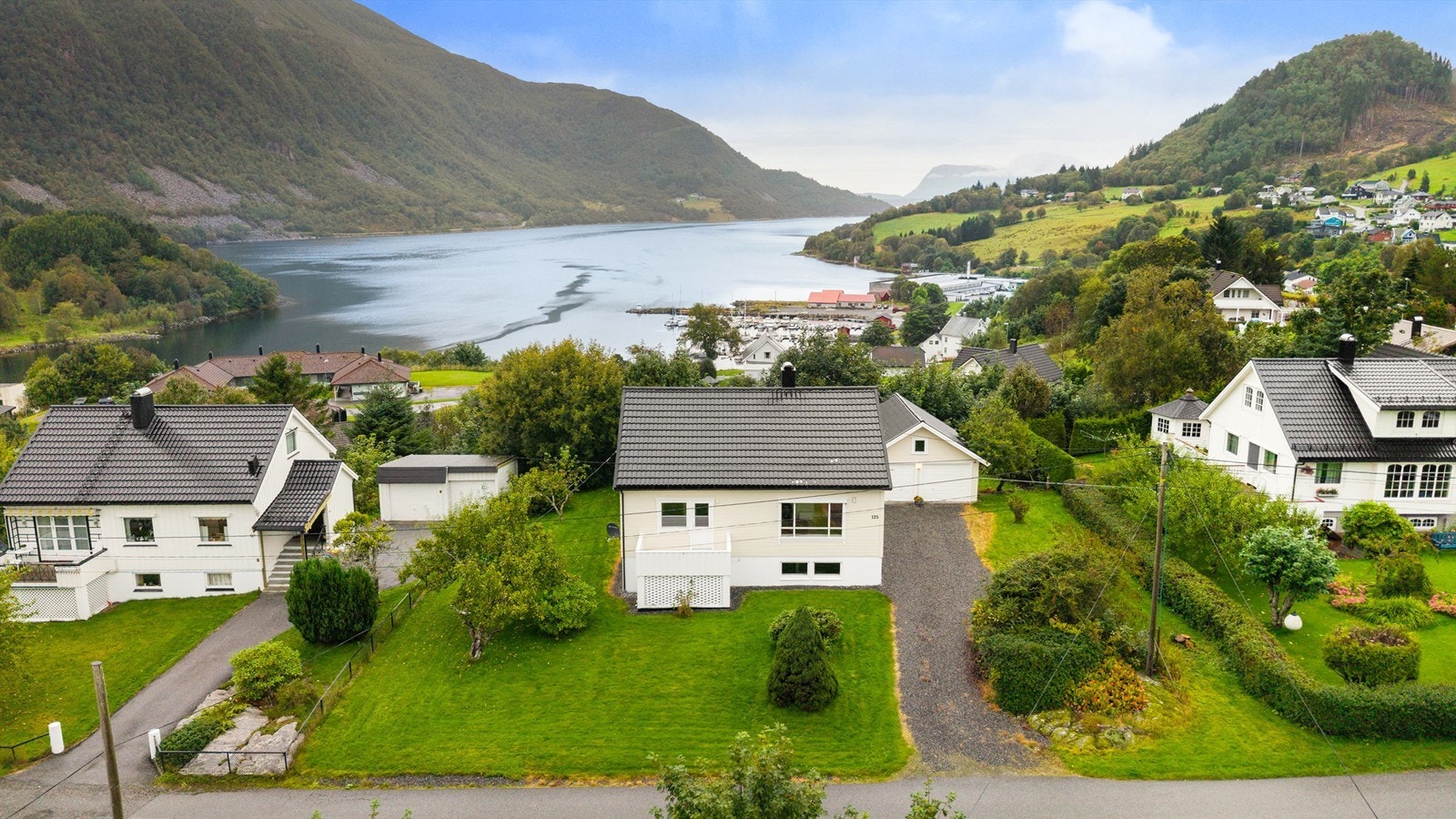 Dronebilde Galleribilde