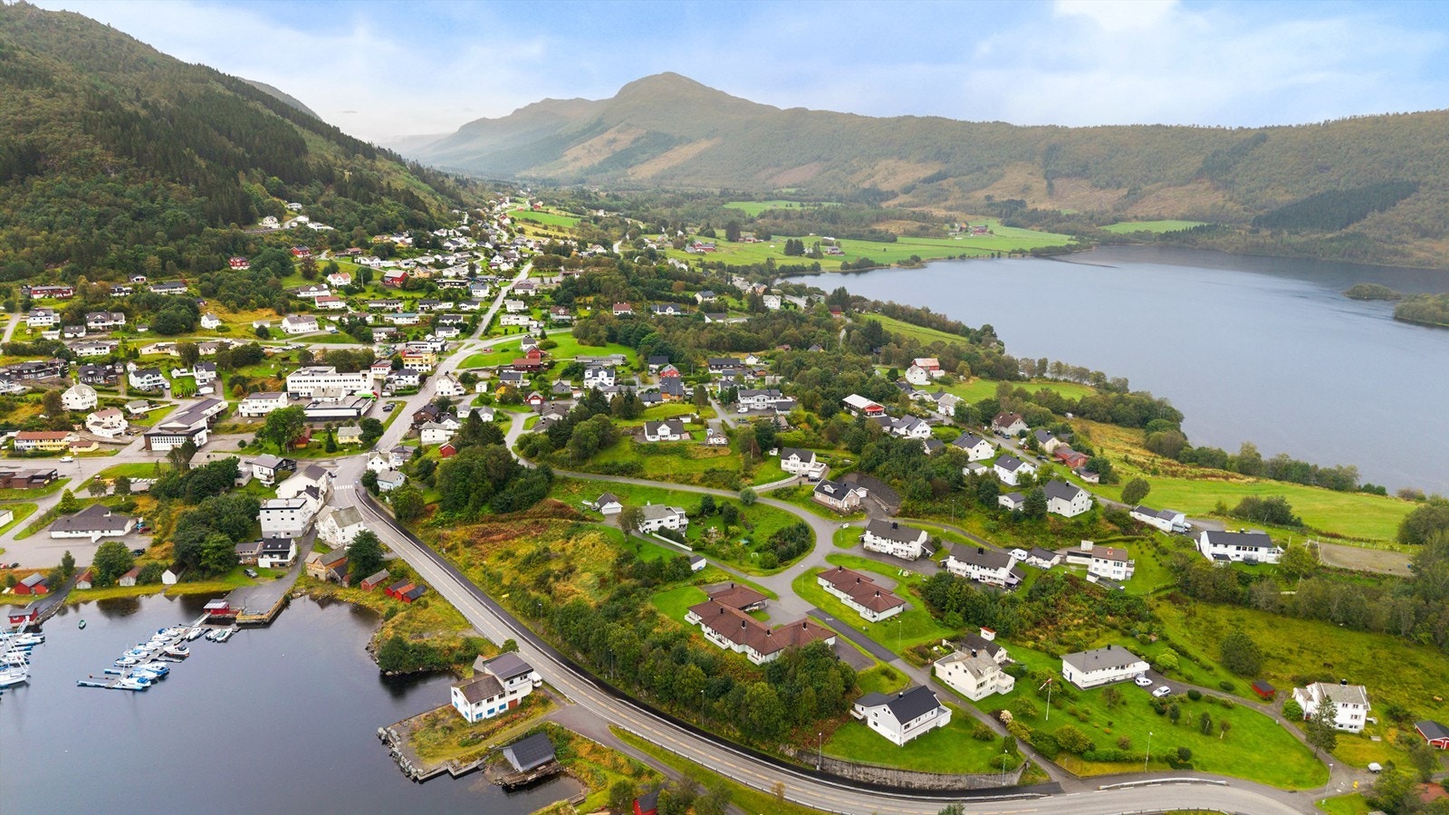 Oversiktsbilde over Vatnebygda. Galleribilde