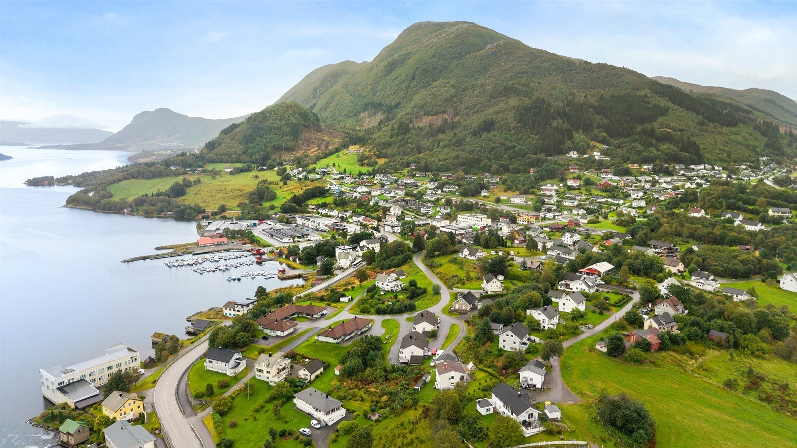 Oversiktsbilde over Vatnebygda. Galleribilde