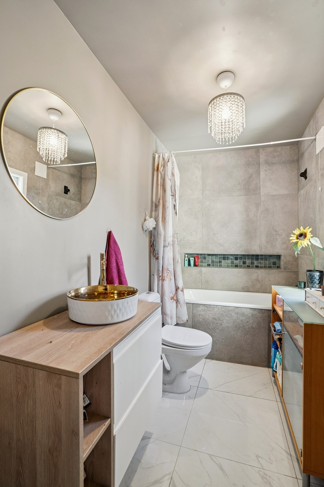 Badet er pusset opp i 2022 i følge eier. Galleribilde