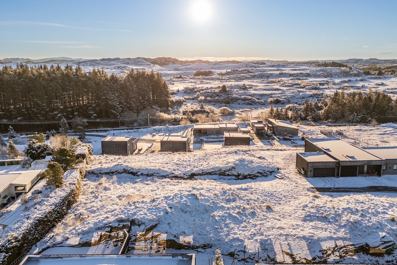 - Nordvik Bolig v/Finn Kristian Kraakenes har gleden av å presentere en romslig tomt i Hudraspelet - et nytt og familievennlig boligfelt sentralt på Fjell - Galleribilde