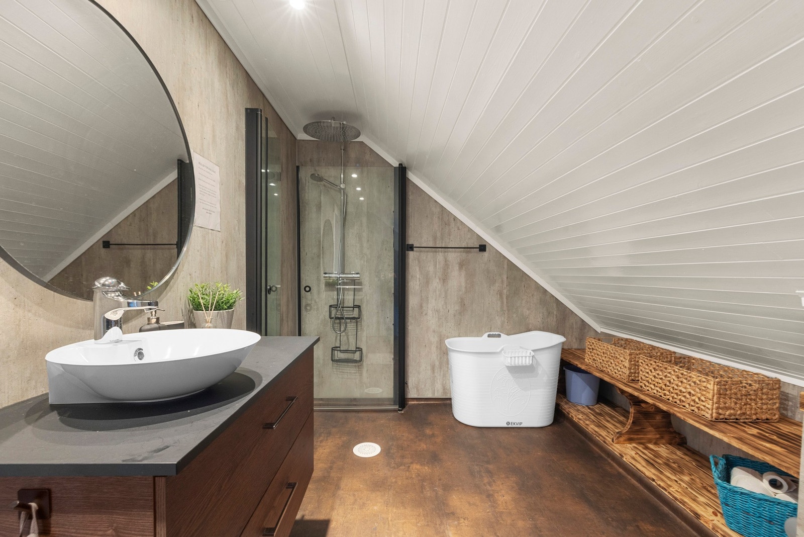 Bad i 2.etasje, her videreføres stilen som er i 1.etasje også. Galleribilde